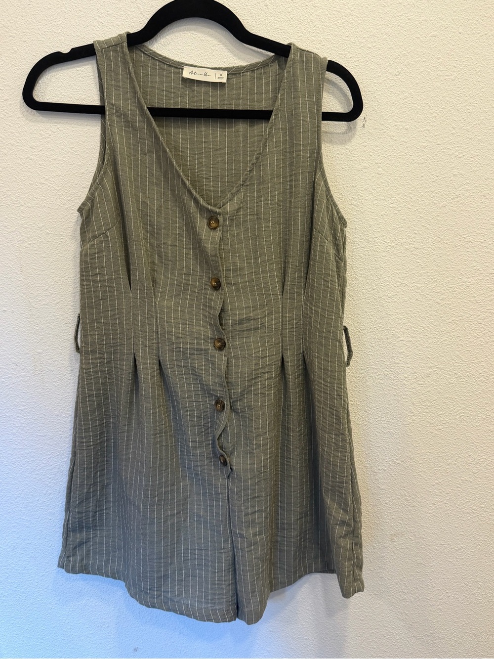 Active USA Olive Green Pinstripe Button-Front Camisole